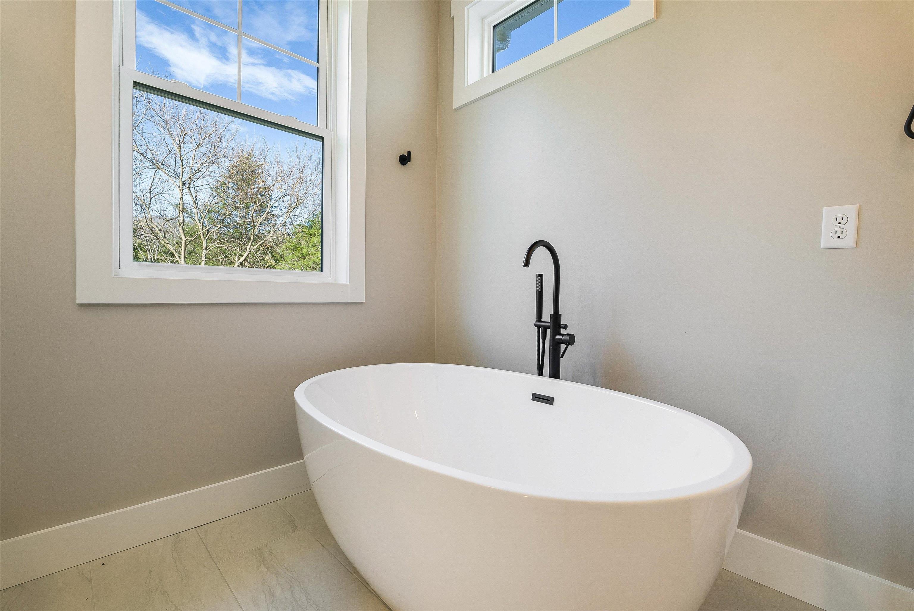 8341 ROCK CREEK RD, MCGAHEYSVILLE, Virginia 22840, 5 Bedrooms Bedrooms, ,3 BathroomsBathrooms,Residential,Litten 0178,8341 ROCK CREEK RD,670808 MLS # 670808