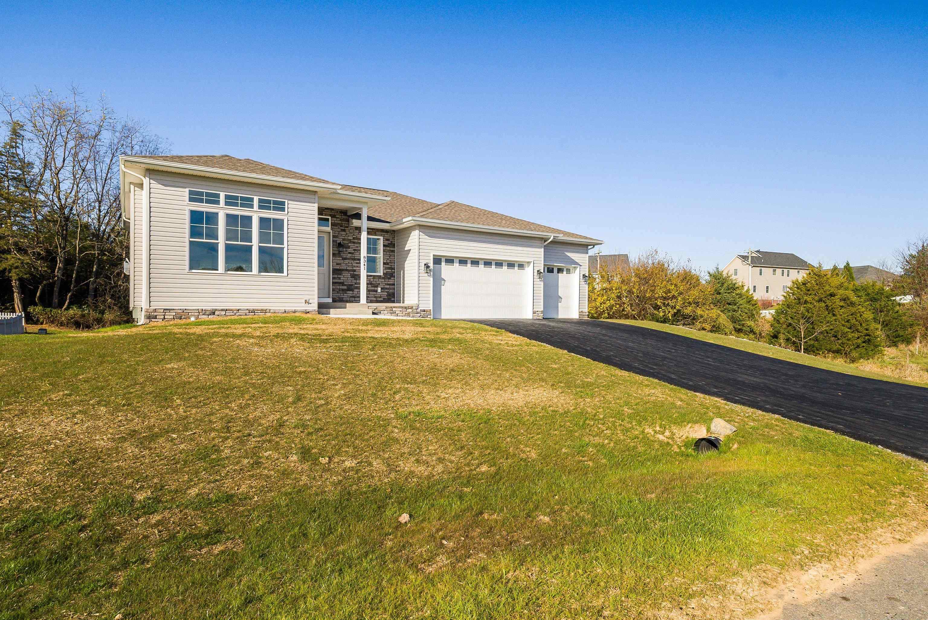 8341 ROCK CREEK RD, MCGAHEYSVILLE, Virginia 22840, 5 Bedrooms Bedrooms, ,3 BathroomsBathrooms,Residential,Litten 0178,8341 ROCK CREEK RD,670808 MLS # 670808