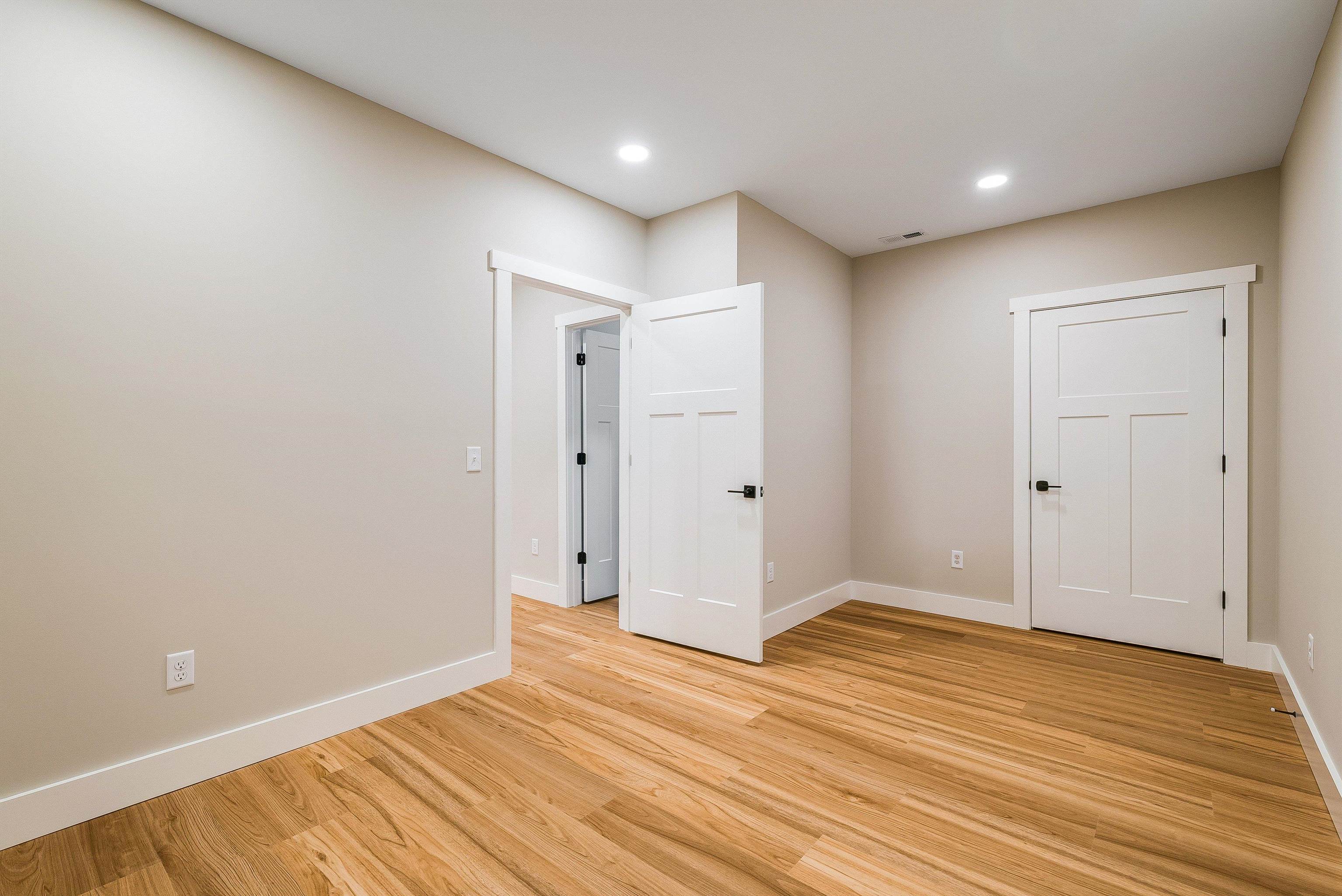 8341 ROCK CREEK RD, MCGAHEYSVILLE, Virginia 22840, 5 Bedrooms Bedrooms, ,3 BathroomsBathrooms,Residential,Litten 0178,8341 ROCK CREEK RD,670808 MLS # 670808