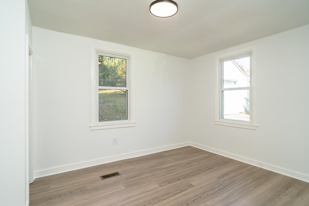 106 GRUBERT AVE, STAUNTON, Virginia 24401, 2 Bedrooms Bedrooms, ,1 BathroomBathrooms,Residential,106 GRUBERT AVE,670816 MLS # 670816 106 GRUBERT AVE, STAUNTON, Virginia 24401, 2 Bedrooms Bedrooms, ,1 BathroomBathrooms,Residential,106 GRUBERT AVE,670816 MLS # 670816