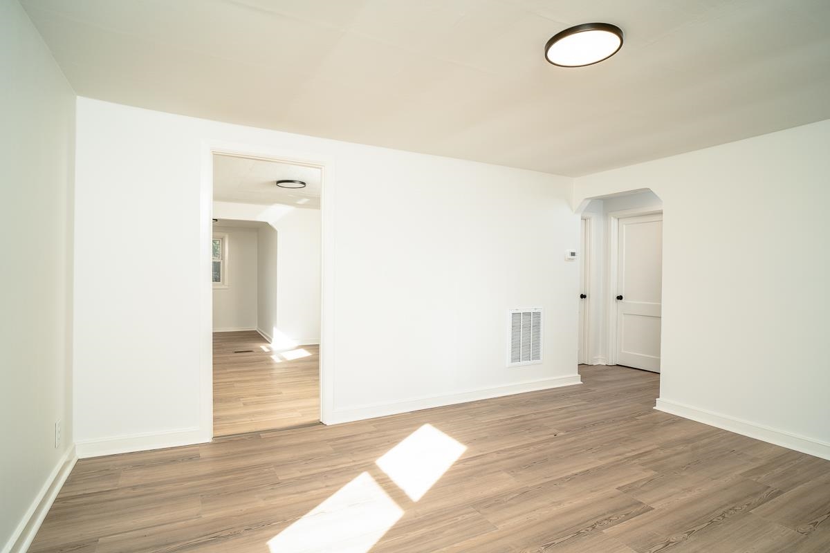 106 GRUBERT AVE, STAUNTON, Virginia 24401, 2 Bedrooms Bedrooms, ,1 BathroomBathrooms,Residential,106 GRUBERT AVE,670816 MLS # 670816 106 GRUBERT AVE, STAUNTON, Virginia 24401, 2 Bedrooms Bedrooms, ,1 BathroomBathrooms,Residential,106 GRUBERT AVE,670816 MLS # 670816