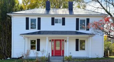 1202 W BEVERLEY ST, STAUNTON, Virginia 24401, 3 Bedrooms Bedrooms, ,2 BathroomsBathrooms,Residential,1202 W BEVERLEY ST,670817 MLS # 670817