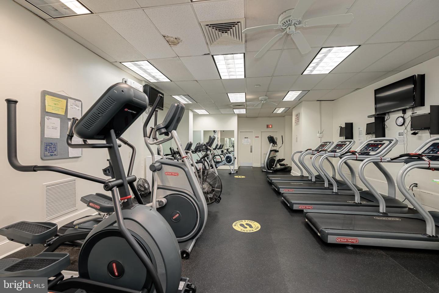 4201 CATHEDRAL AVE NW #724E, WASHINGTON, District Of Columbia 20016, 2 Bedrooms Bedrooms, ,2 BathroomsBathrooms,Residential,For sale,4201 CATHEDRAL AVE NW #724E,DCDC2226240 MLS # DCDC2226240 4201 CATHEDRAL AVE NW #724E, WASHINGTON, District Of Columbia 20016, 2 Bedrooms Bedrooms, ,2 BathroomsBathrooms,Residential,For sale,4201 CATHEDRAL AVE NW #724E,DCDC2226240 MLS # DCDC2226240