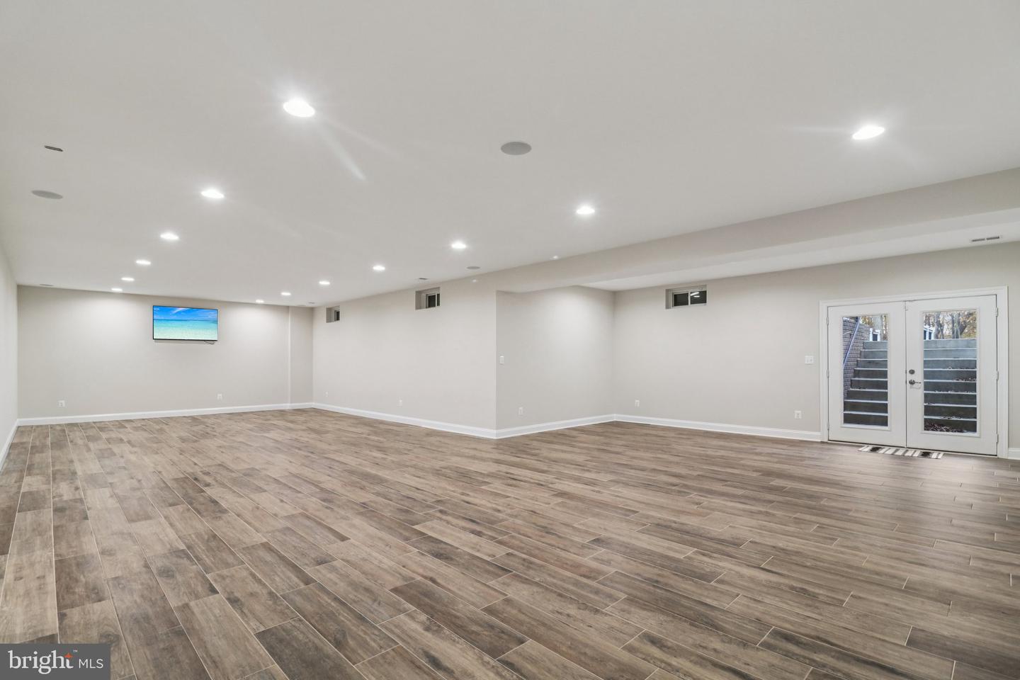 5800 FOX CHAPEL ESTATES DR, FAIRFAX, Virginia 22030, 6 Bedrooms Bedrooms, ,6 BathroomsBathrooms,Residential,For sale,5800 FOX CHAPEL ESTATES DR,VAFX2273616 MLS # VAFX2273616 5800 FOX CHAPEL ESTATES DR, FAIRFAX, Virginia 22030, 6 Bedrooms Bedrooms, ,6 BathroomsBathrooms,Residential,For sale,5800 FOX CHAPEL ESTATES DR,VAFX2273616 MLS # VAFX2273616