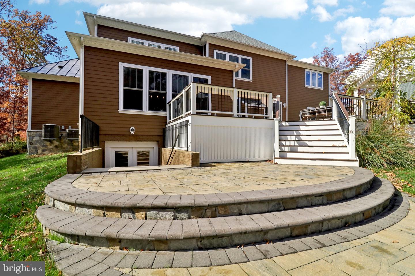 5800 FOX CHAPEL ESTATES DR, FAIRFAX, Virginia 22030, 6 Bedrooms Bedrooms, ,6 BathroomsBathrooms,Residential,For sale,5800 FOX CHAPEL ESTATES DR,VAFX2273616 MLS # VAFX2273616 5800 FOX CHAPEL ESTATES DR, FAIRFAX, Virginia 22030, 6 Bedrooms Bedrooms, ,6 BathroomsBathrooms,Residential,For sale,5800 FOX CHAPEL ESTATES DR,VAFX2273616 MLS # VAFX2273616