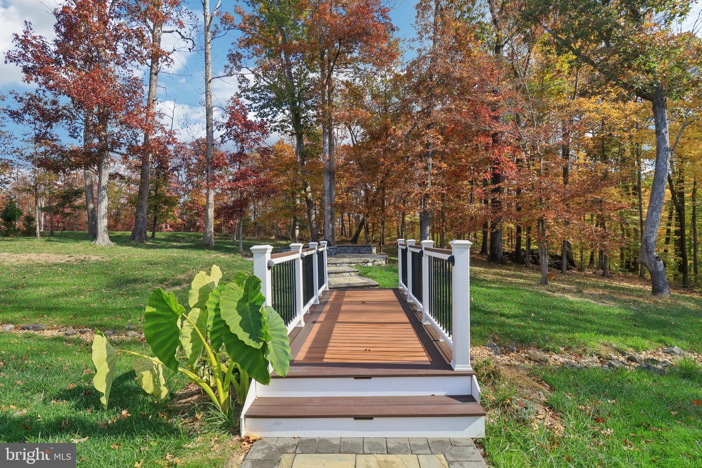 5800 FOX CHAPEL ESTATES DR, FAIRFAX, Virginia 22030, 6 Bedrooms Bedrooms, ,6 BathroomsBathrooms,Residential,For sale,5800 FOX CHAPEL ESTATES DR,VAFX2273616 MLS # VAFX2273616 5800 FOX CHAPEL ESTATES DR, FAIRFAX, Virginia 22030, 6 Bedrooms Bedrooms, ,6 BathroomsBathrooms,Residential,For sale,5800 FOX CHAPEL ESTATES DR,VAFX2273616 MLS # VAFX2273616