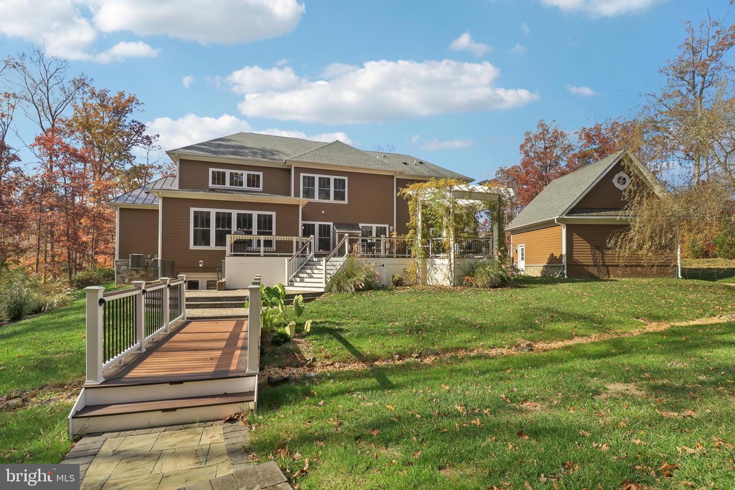 5800 FOX CHAPEL ESTATES DR, FAIRFAX, Virginia 22030, 6 Bedrooms Bedrooms, ,6 BathroomsBathrooms,Residential,For sale,5800 FOX CHAPEL ESTATES DR,VAFX2273616 MLS # VAFX2273616 5800 FOX CHAPEL ESTATES DR, FAIRFAX, Virginia 22030, 6 Bedrooms Bedrooms, ,6 BathroomsBathrooms,Residential,For sale,5800 FOX CHAPEL ESTATES DR,VAFX2273616 MLS # VAFX2273616