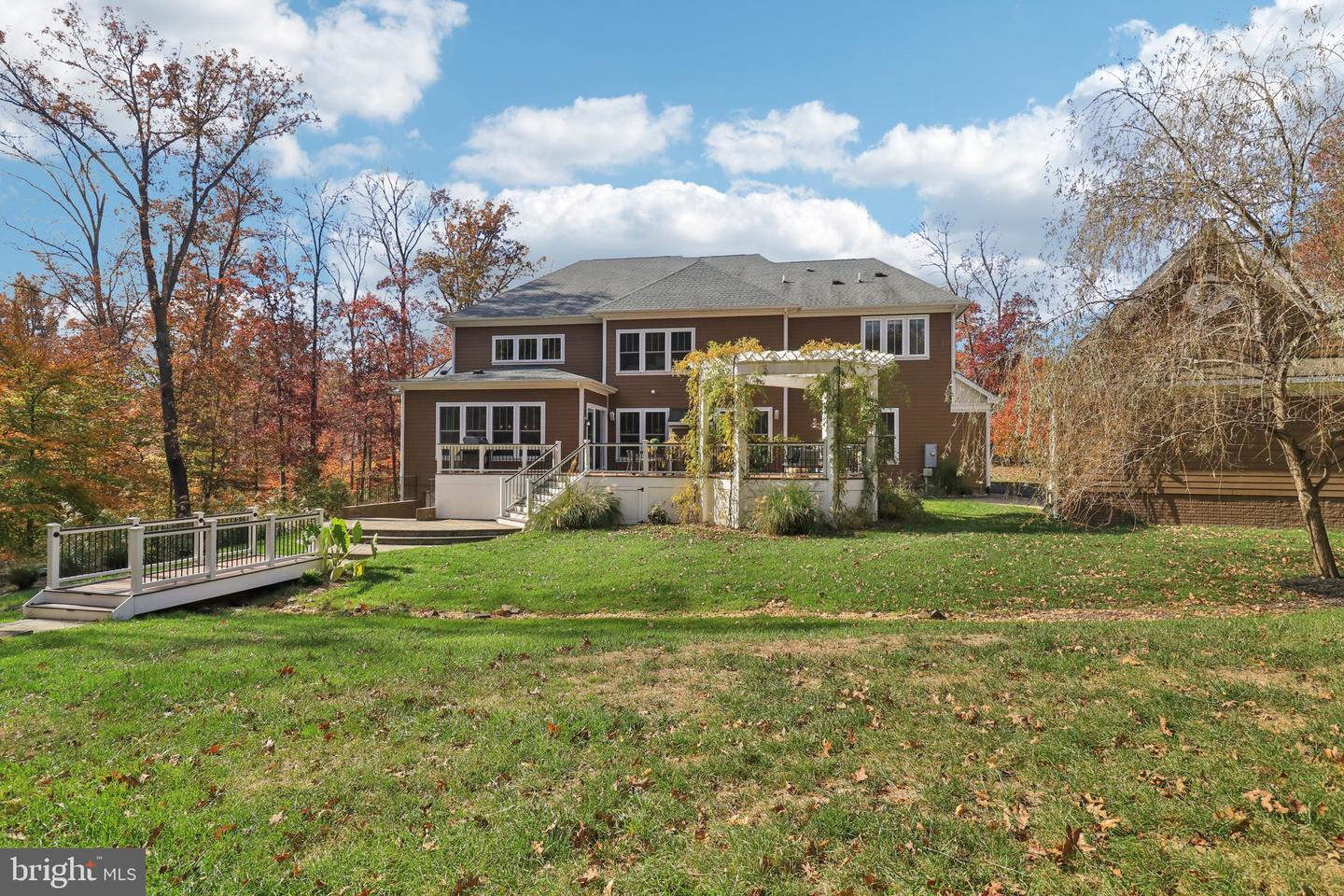 5800 FOX CHAPEL ESTATES DR, FAIRFAX, Virginia 22030, 6 Bedrooms Bedrooms, ,6 BathroomsBathrooms,Residential,For sale,5800 FOX CHAPEL ESTATES DR,VAFX2273616 MLS # VAFX2273616 5800 FOX CHAPEL ESTATES DR, FAIRFAX, Virginia 22030, 6 Bedrooms Bedrooms, ,6 BathroomsBathrooms,Residential,For sale,5800 FOX CHAPEL ESTATES DR,VAFX2273616 MLS # VAFX2273616