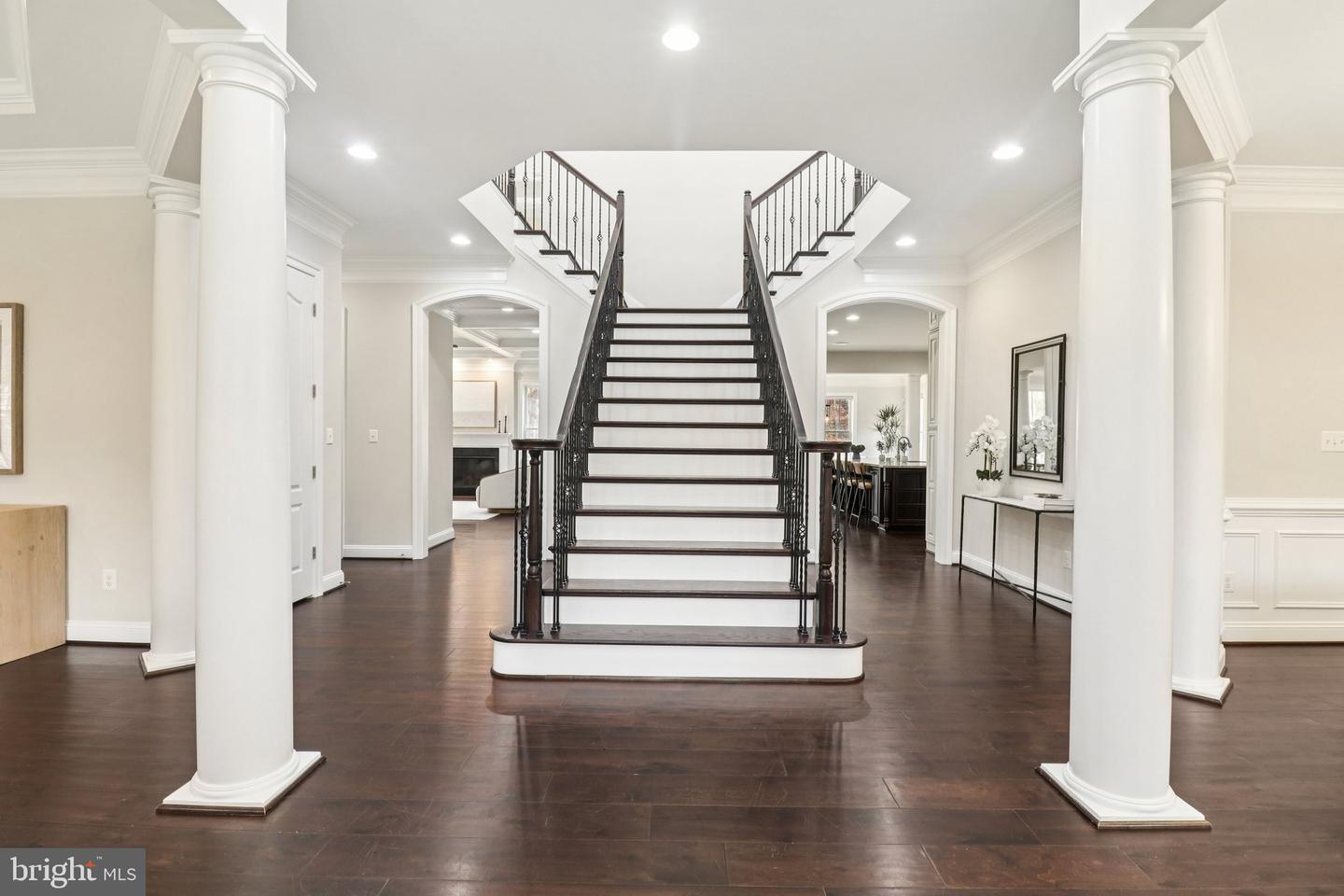 5800 FOX CHAPEL ESTATES DR, FAIRFAX, Virginia 22030, 6 Bedrooms Bedrooms, ,6 BathroomsBathrooms,Residential,For sale,5800 FOX CHAPEL ESTATES DR,VAFX2273616 MLS # VAFX2273616 5800 FOX CHAPEL ESTATES DR, FAIRFAX, Virginia 22030, 6 Bedrooms Bedrooms, ,6 BathroomsBathrooms,Residential,For sale,5800 FOX CHAPEL ESTATES DR,VAFX2273616 MLS # VAFX2273616