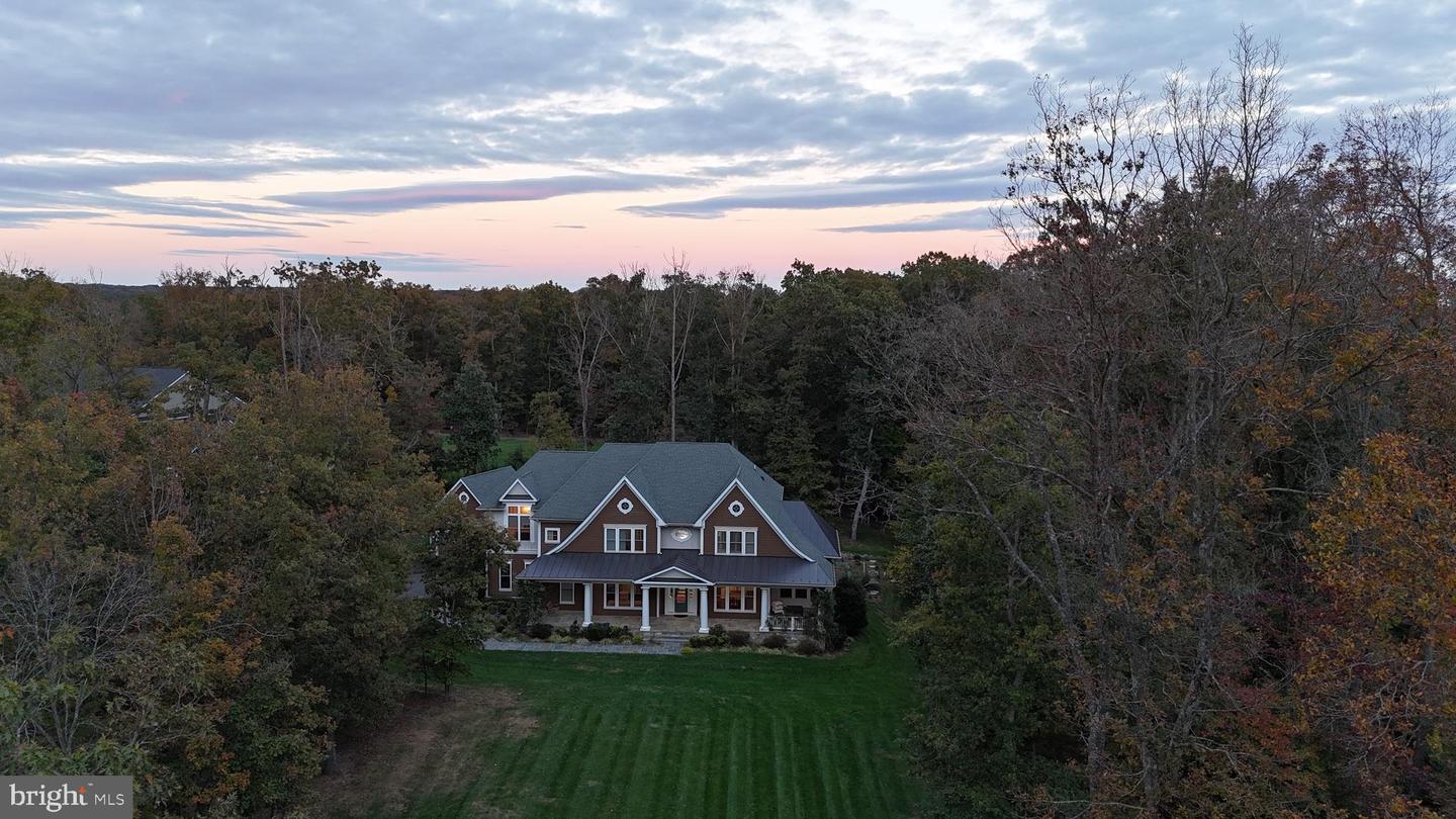 5800 FOX CHAPEL ESTATES DR, FAIRFAX, Virginia 22030, 6 Bedrooms Bedrooms, ,6 BathroomsBathrooms,Residential,For sale,5800 FOX CHAPEL ESTATES DR,VAFX2273616 MLS # VAFX2273616 5800 FOX CHAPEL ESTATES DR, FAIRFAX, Virginia 22030, 6 Bedrooms Bedrooms, ,6 BathroomsBathrooms,Residential,For sale,5800 FOX CHAPEL ESTATES DR,VAFX2273616 MLS # VAFX2273616