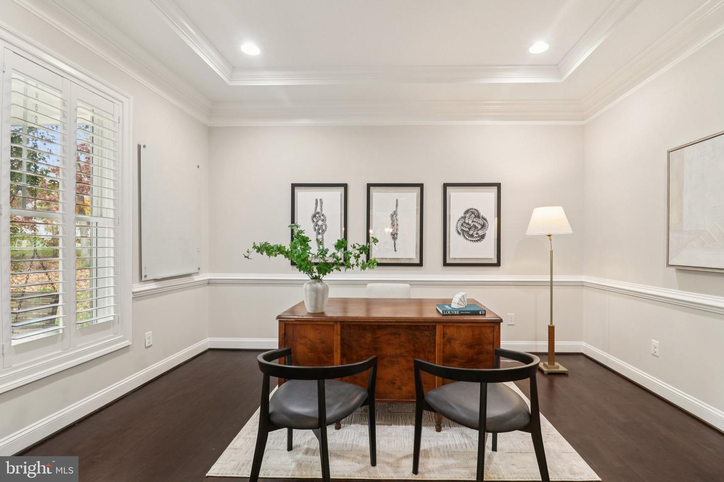 5800 FOX CHAPEL ESTATES DR, FAIRFAX, Virginia 22030, 6 Bedrooms Bedrooms, ,6 BathroomsBathrooms,Residential,For sale,5800 FOX CHAPEL ESTATES DR,VAFX2273616 MLS # VAFX2273616 5800 FOX CHAPEL ESTATES DR, FAIRFAX, Virginia 22030, 6 Bedrooms Bedrooms, ,6 BathroomsBathrooms,Residential,For sale,5800 FOX CHAPEL ESTATES DR,VAFX2273616 MLS # VAFX2273616