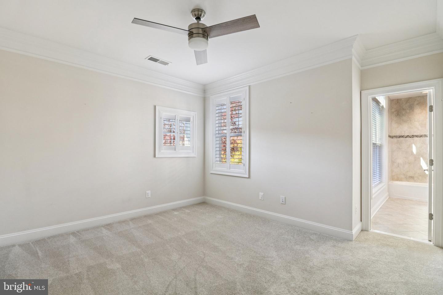 5800 FOX CHAPEL ESTATES DR, FAIRFAX, Virginia 22030, 6 Bedrooms Bedrooms, ,6 BathroomsBathrooms,Residential,For sale,5800 FOX CHAPEL ESTATES DR,VAFX2273616 MLS # VAFX2273616 5800 FOX CHAPEL ESTATES DR, FAIRFAX, Virginia 22030, 6 Bedrooms Bedrooms, ,6 BathroomsBathrooms,Residential,For sale,5800 FOX CHAPEL ESTATES DR,VAFX2273616 MLS # VAFX2273616