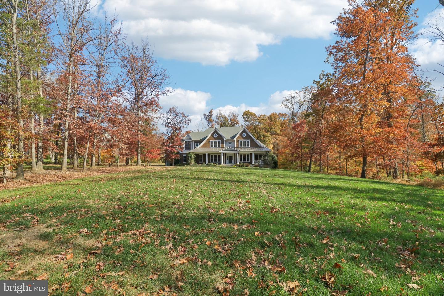 5800 FOX CHAPEL ESTATES DR, FAIRFAX, Virginia 22030, 6 Bedrooms Bedrooms, ,6 BathroomsBathrooms,Residential,For sale,5800 FOX CHAPEL ESTATES DR,VAFX2273616 MLS # VAFX2273616 5800 FOX CHAPEL ESTATES DR, FAIRFAX, Virginia 22030, 6 Bedrooms Bedrooms, ,6 BathroomsBathrooms,Residential,For sale,5800 FOX CHAPEL ESTATES DR,VAFX2273616 MLS # VAFX2273616