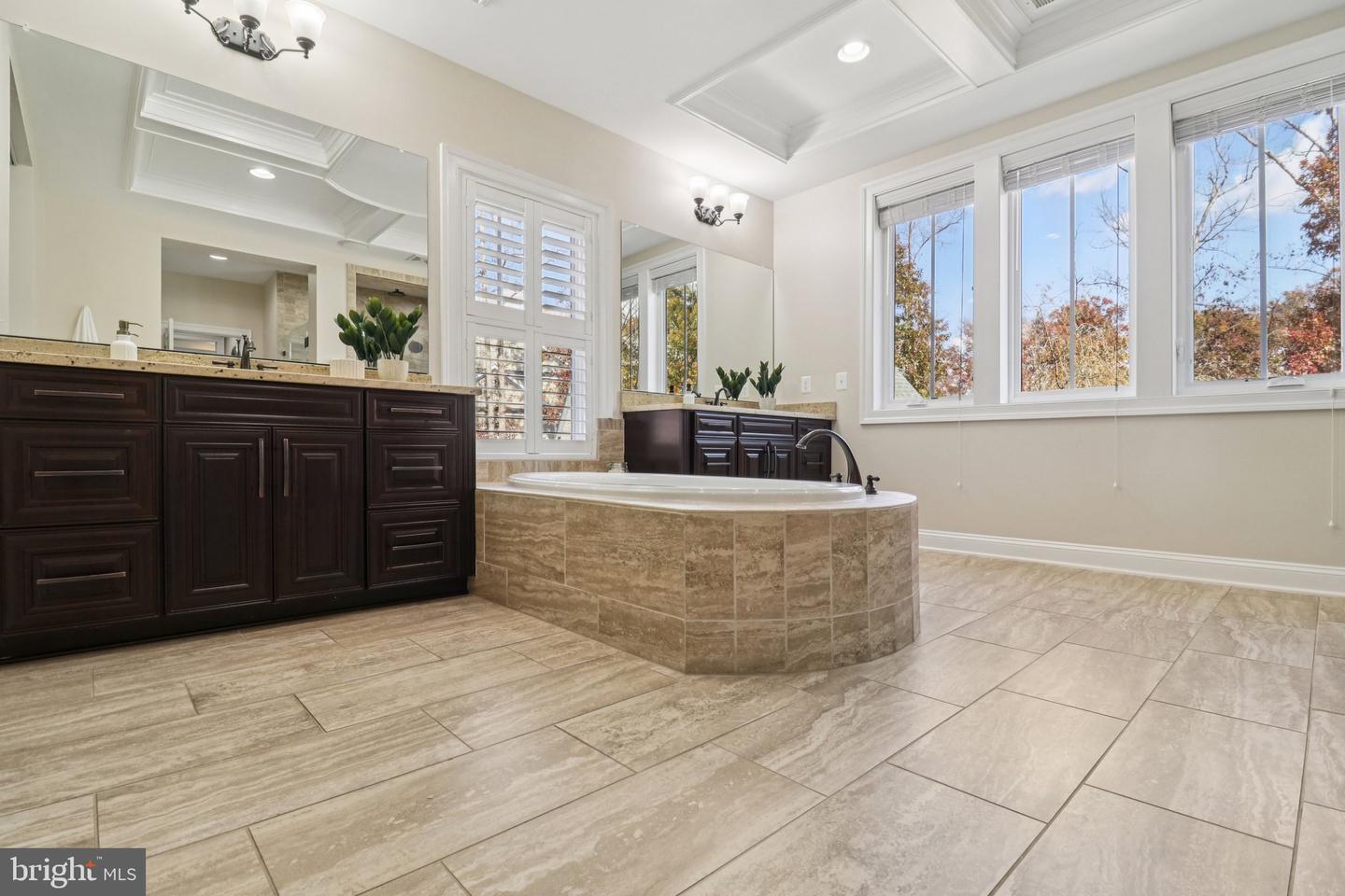 5800 FOX CHAPEL ESTATES DR, FAIRFAX, Virginia 22030, 6 Bedrooms Bedrooms, ,6 BathroomsBathrooms,Residential,For sale,5800 FOX CHAPEL ESTATES DR,VAFX2273616 MLS # VAFX2273616 5800 FOX CHAPEL ESTATES DR, FAIRFAX, Virginia 22030, 6 Bedrooms Bedrooms, ,6 BathroomsBathrooms,Residential,For sale,5800 FOX CHAPEL ESTATES DR,VAFX2273616 MLS # VAFX2273616