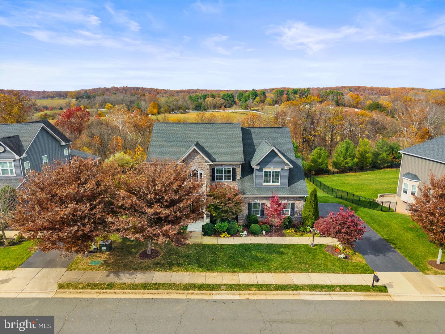 21015 HONEYCREEPER PL, LEESBURG, Virginia 20175, 5 Bedrooms Bedrooms, ,4 BathroomsBathrooms,Residential,For sale,21015 HONEYCREEPER PL,VALO2108778 MLS # VALO2108778