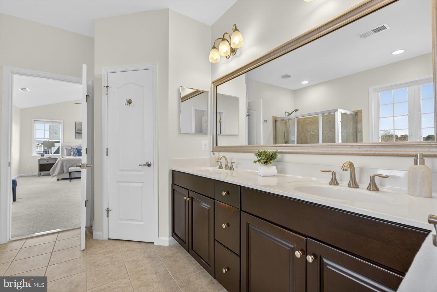 21015 HONEYCREEPER PL, LEESBURG, Virginia 20175, 5 Bedrooms Bedrooms, ,4 BathroomsBathrooms,Residential,For sale,21015 HONEYCREEPER PL,VALO2108778 MLS # VALO2108778