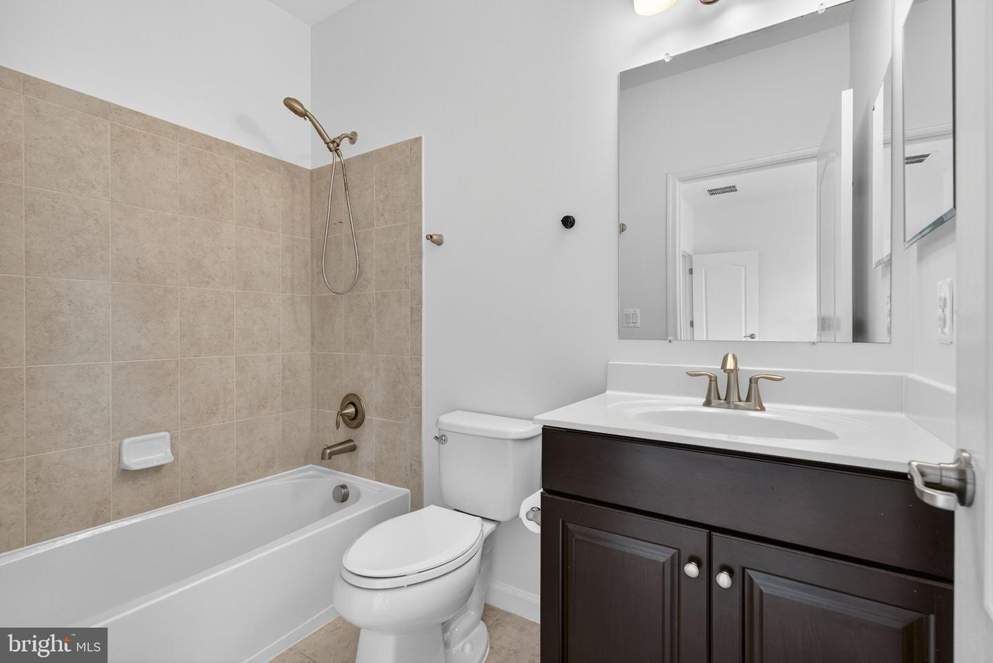 21015 HONEYCREEPER PL, LEESBURG, Virginia 20175, 5 Bedrooms Bedrooms, ,4 BathroomsBathrooms,Residential,For sale,21015 HONEYCREEPER PL,VALO2108778 MLS # VALO2108778