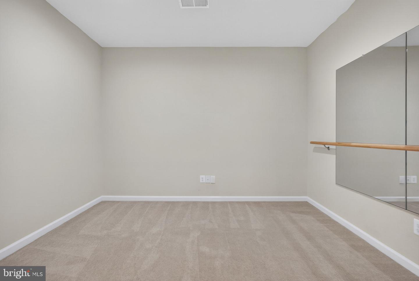 21015 HONEYCREEPER PL, LEESBURG, Virginia 20175, 5 Bedrooms Bedrooms, ,4 BathroomsBathrooms,Residential,For sale,21015 HONEYCREEPER PL,VALO2108778 MLS # VALO2108778