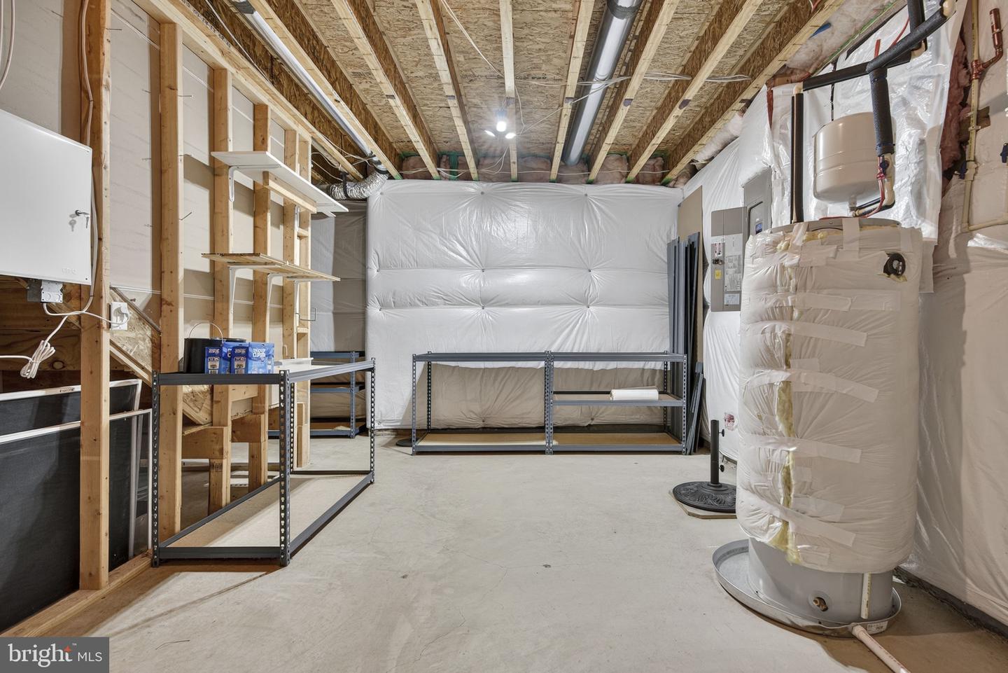 21015 HONEYCREEPER PL, LEESBURG, Virginia 20175, 5 Bedrooms Bedrooms, ,4 BathroomsBathrooms,Residential,For sale,21015 HONEYCREEPER PL,VALO2108778 MLS # VALO2108778