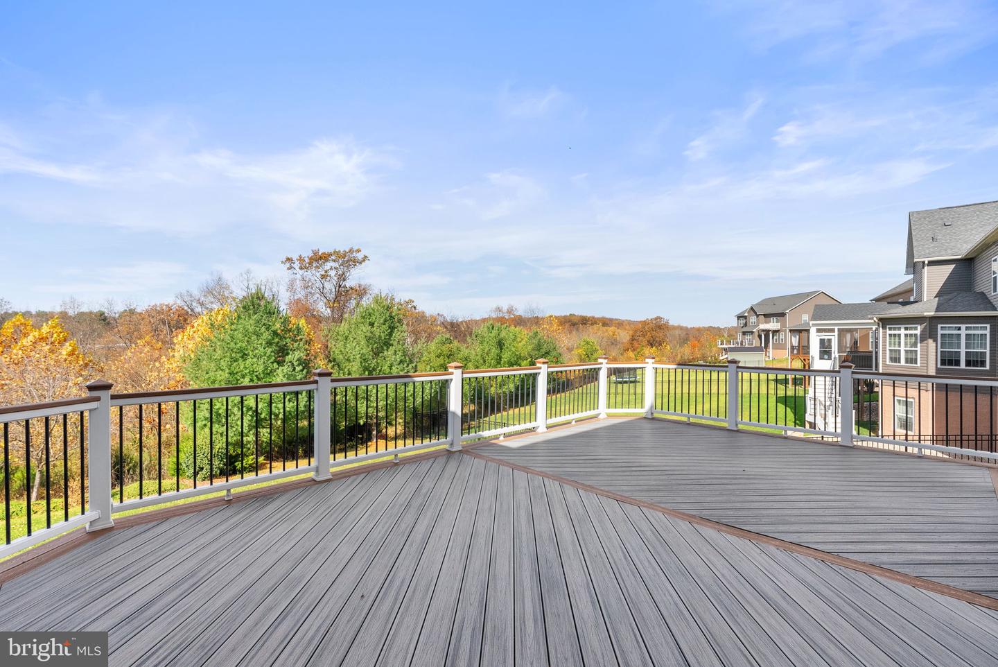 21015 HONEYCREEPER PL, LEESBURG, Virginia 20175, 5 Bedrooms Bedrooms, ,4 BathroomsBathrooms,Residential,For sale,21015 HONEYCREEPER PL,VALO2108778 MLS # VALO2108778