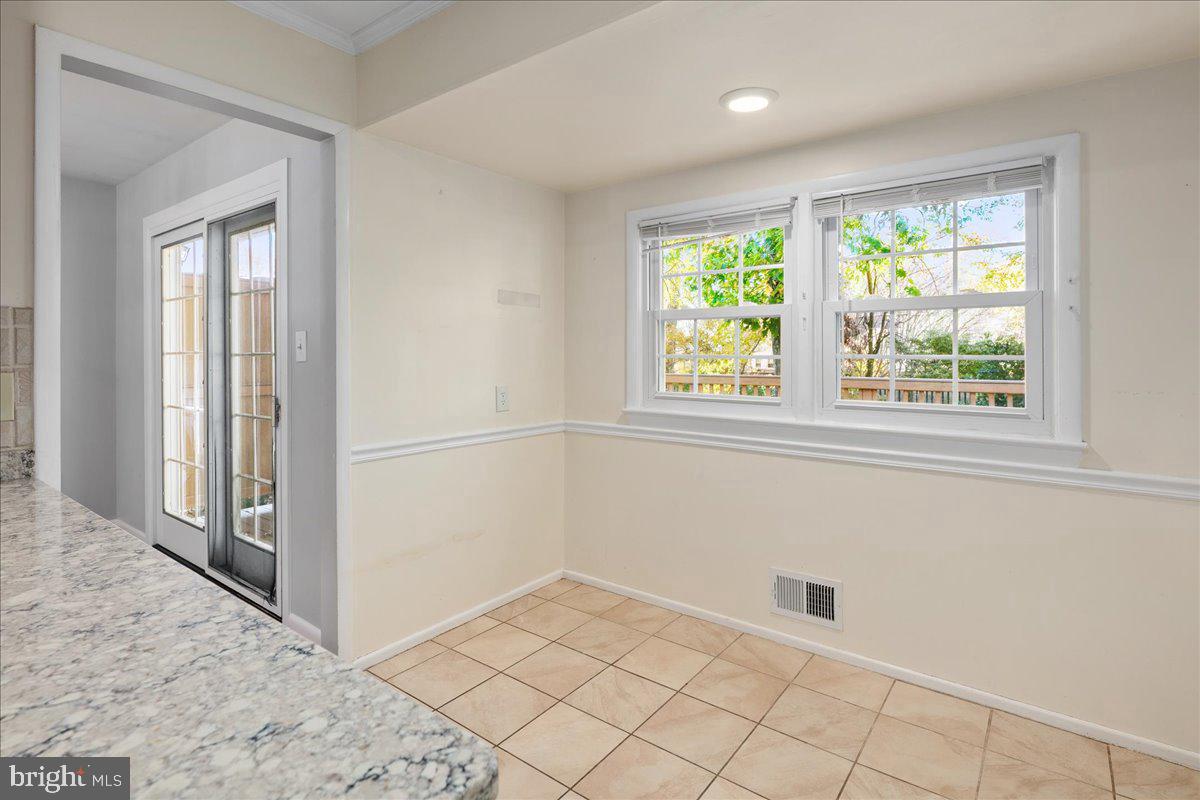 3026 BATTERSEA LN, ALEXANDRIA, Virginia 22309, 5 Bedrooms Bedrooms, ,3 BathroomsBathrooms,Residential,For sale,3026 BATTERSEA LN,VAFX2274490 MLS # VAFX2274490 3026 BATTERSEA LN, ALEXANDRIA, Virginia 22309, 5 Bedrooms Bedrooms, ,3 BathroomsBathrooms,Residential,For sale,3026 BATTERSEA LN,VAFX2274490 MLS # VAFX2274490