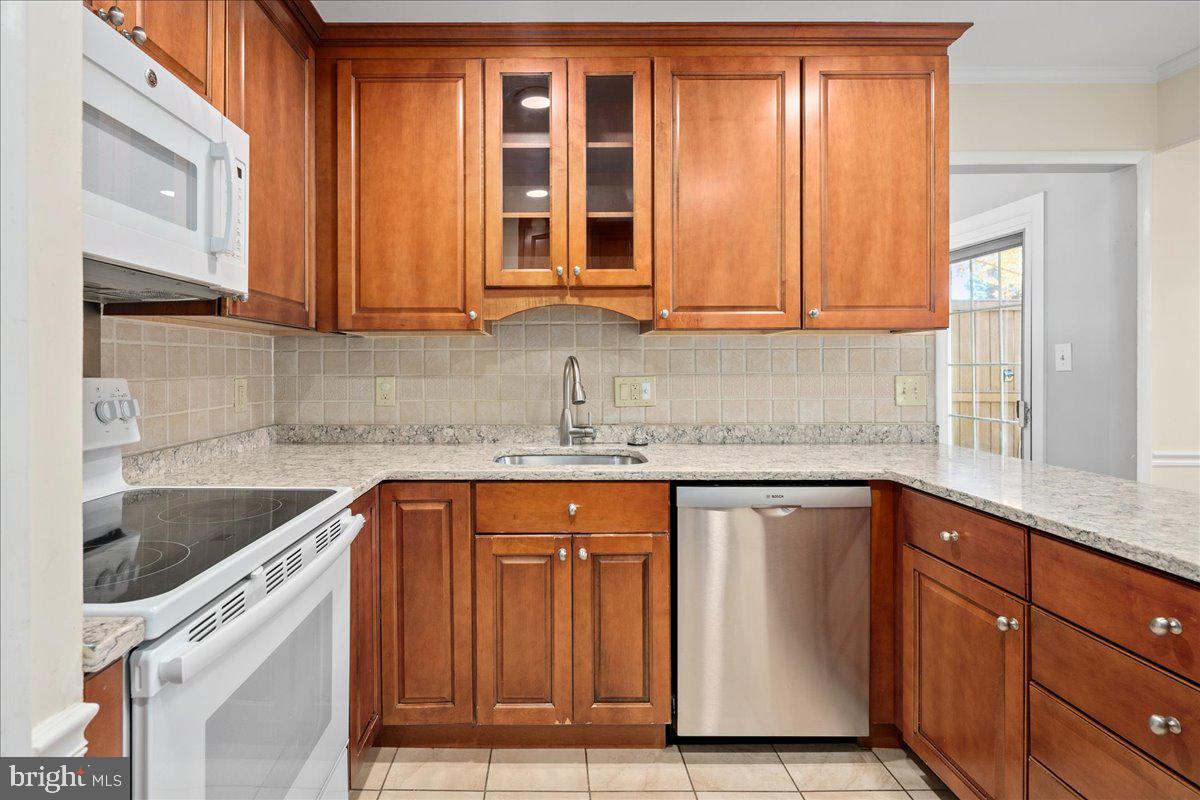 3026 BATTERSEA LN, ALEXANDRIA, Virginia 22309, 5 Bedrooms Bedrooms, ,3 BathroomsBathrooms,Residential,For sale,3026 BATTERSEA LN,VAFX2274490 MLS # VAFX2274490 3026 BATTERSEA LN, ALEXANDRIA, Virginia 22309, 5 Bedrooms Bedrooms, ,3 BathroomsBathrooms,Residential,For sale,3026 BATTERSEA LN,VAFX2274490 MLS # VAFX2274490