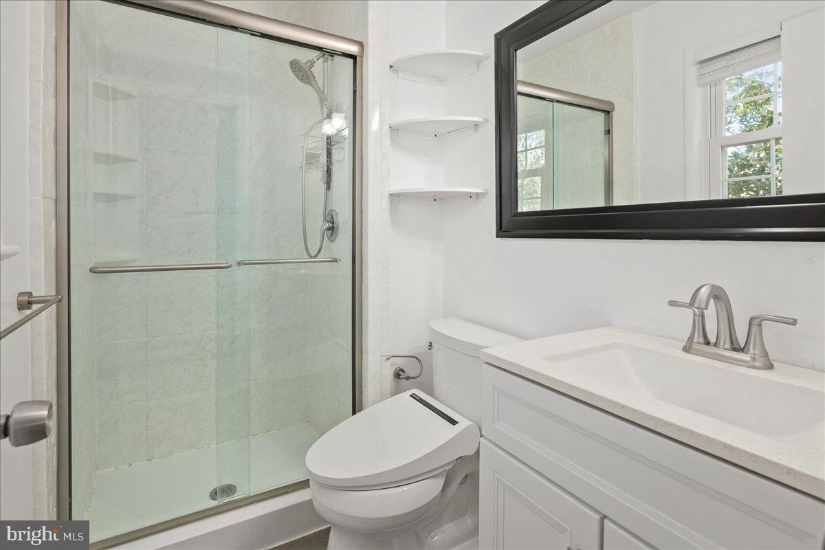 3026 BATTERSEA LN, ALEXANDRIA, Virginia 22309, 5 Bedrooms Bedrooms, ,3 BathroomsBathrooms,Residential,For sale,3026 BATTERSEA LN,VAFX2274490 MLS # VAFX2274490 3026 BATTERSEA LN, ALEXANDRIA, Virginia 22309, 5 Bedrooms Bedrooms, ,3 BathroomsBathrooms,Residential,For sale,3026 BATTERSEA LN,VAFX2274490 MLS # VAFX2274490