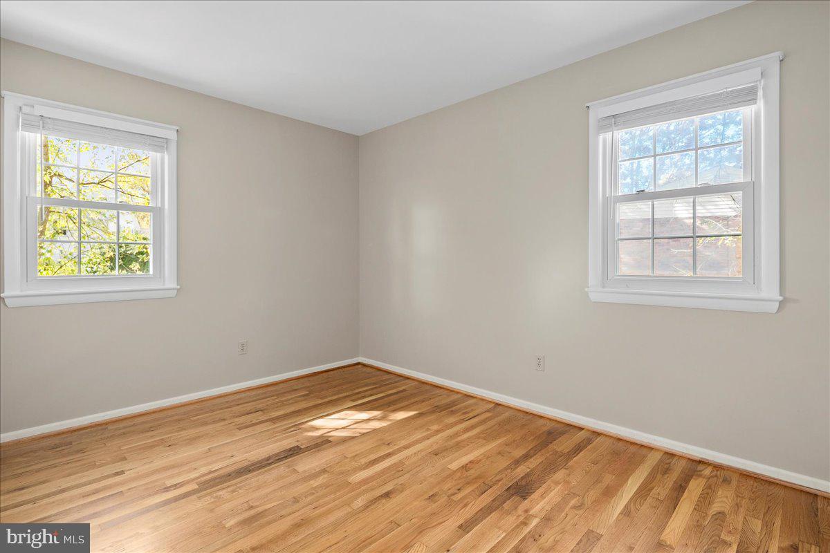 3026 BATTERSEA LN, ALEXANDRIA, Virginia 22309, 5 Bedrooms Bedrooms, ,3 BathroomsBathrooms,Residential,For sale,3026 BATTERSEA LN,VAFX2274490 MLS # VAFX2274490 3026 BATTERSEA LN, ALEXANDRIA, Virginia 22309, 5 Bedrooms Bedrooms, ,3 BathroomsBathrooms,Residential,For sale,3026 BATTERSEA LN,VAFX2274490 MLS # VAFX2274490