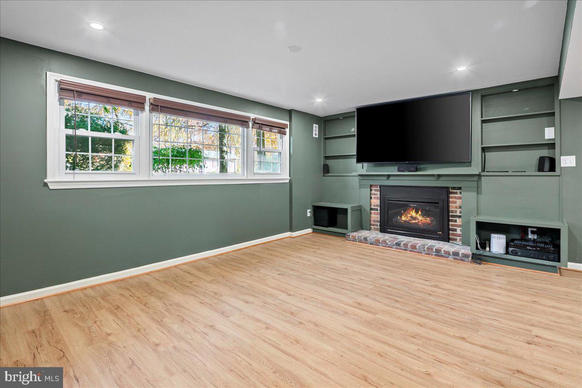 3026 BATTERSEA LN, ALEXANDRIA, Virginia 22309, 5 Bedrooms Bedrooms, ,3 BathroomsBathrooms,Residential,For sale,3026 BATTERSEA LN,VAFX2274490 MLS # VAFX2274490 3026 BATTERSEA LN, ALEXANDRIA, Virginia 22309, 5 Bedrooms Bedrooms, ,3 BathroomsBathrooms,Residential,For sale,3026 BATTERSEA LN,VAFX2274490 MLS # VAFX2274490