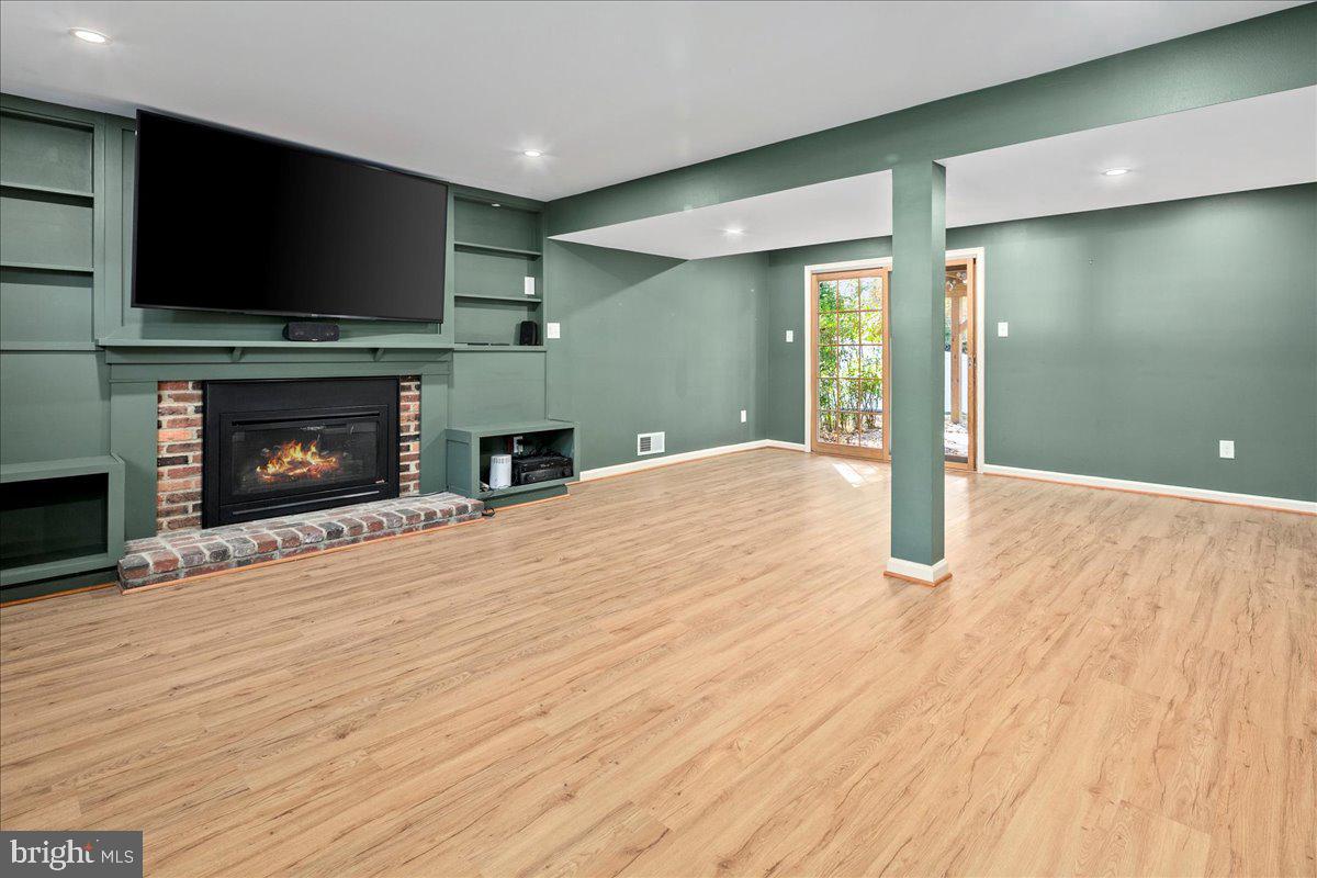 3026 BATTERSEA LN, ALEXANDRIA, Virginia 22309, 5 Bedrooms Bedrooms, ,3 BathroomsBathrooms,Residential,For sale,3026 BATTERSEA LN,VAFX2274490 MLS # VAFX2274490 3026 BATTERSEA LN, ALEXANDRIA, Virginia 22309, 5 Bedrooms Bedrooms, ,3 BathroomsBathrooms,Residential,For sale,3026 BATTERSEA LN,VAFX2274490 MLS # VAFX2274490