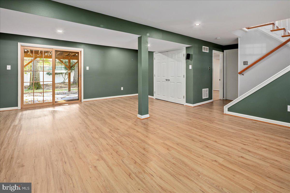 3026 BATTERSEA LN, ALEXANDRIA, Virginia 22309, 5 Bedrooms Bedrooms, ,3 BathroomsBathrooms,Residential,For sale,3026 BATTERSEA LN,VAFX2274490 MLS # VAFX2274490 3026 BATTERSEA LN, ALEXANDRIA, Virginia 22309, 5 Bedrooms Bedrooms, ,3 BathroomsBathrooms,Residential,For sale,3026 BATTERSEA LN,VAFX2274490 MLS # VAFX2274490