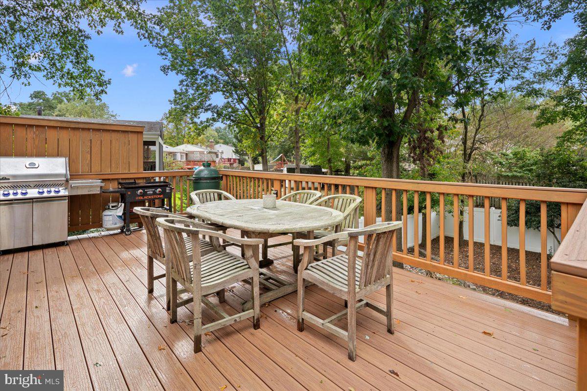 3026 BATTERSEA LN, ALEXANDRIA, Virginia 22309, 5 Bedrooms Bedrooms, ,3 BathroomsBathrooms,Residential,For sale,3026 BATTERSEA LN,VAFX2274490 MLS # VAFX2274490 3026 BATTERSEA LN, ALEXANDRIA, Virginia 22309, 5 Bedrooms Bedrooms, ,3 BathroomsBathrooms,Residential,For sale,3026 BATTERSEA LN,VAFX2274490 MLS # VAFX2274490