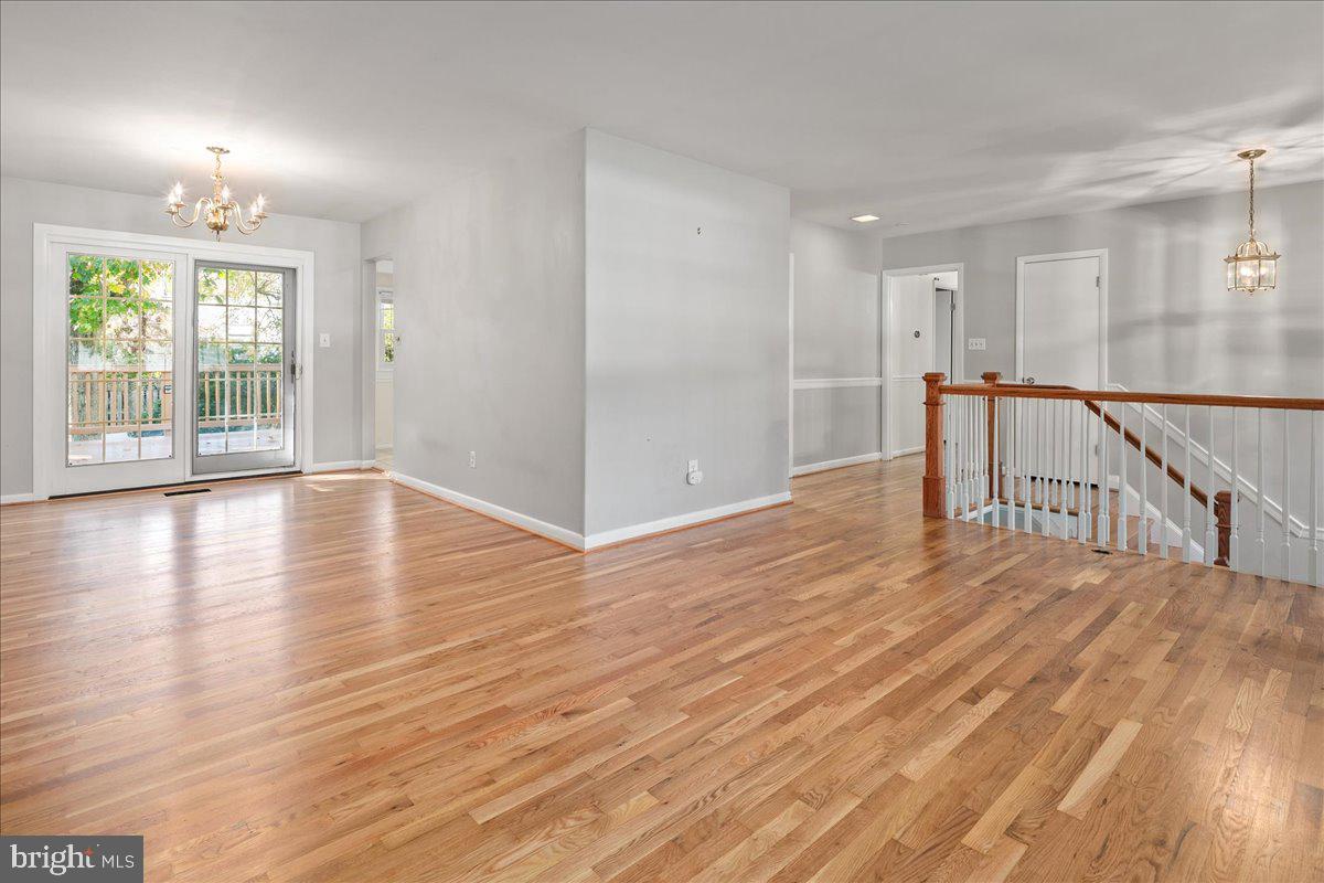 3026 BATTERSEA LN, ALEXANDRIA, Virginia 22309, 5 Bedrooms Bedrooms, ,3 BathroomsBathrooms,Residential,For sale,3026 BATTERSEA LN,VAFX2274490 MLS # VAFX2274490 3026 BATTERSEA LN, ALEXANDRIA, Virginia 22309, 5 Bedrooms Bedrooms, ,3 BathroomsBathrooms,Residential,For sale,3026 BATTERSEA LN,VAFX2274490 MLS # VAFX2274490