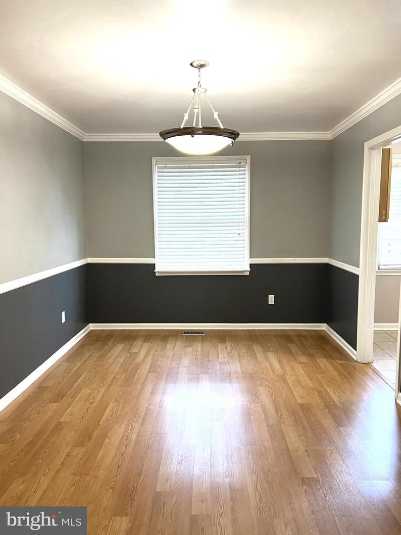 3331 WEBLEY CT, ANNANDALE, Virginia 22003, 3 Bedrooms Bedrooms, ,2 BathroomsBathrooms,Residential,For sale,3331 WEBLEY CT,VAFX2274912 MLS # VAFX2274912 3331 WEBLEY CT, ANNANDALE, Virginia 22003, 3 Bedrooms Bedrooms, ,2 BathroomsBathrooms,Residential,For sale,3331 WEBLEY CT,VAFX2274912 MLS # VAFX2274912