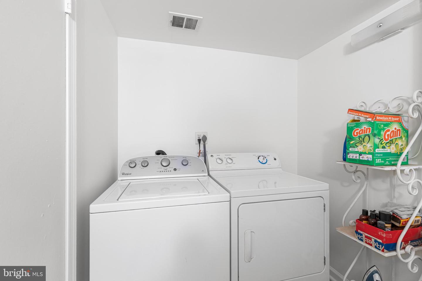 4427 34TH ST S, ARLINGTON, Virginia 22206, 2 Bedrooms Bedrooms, ,3 BathroomsBathrooms,Residential,For sale,4427 34TH ST S,VAAR2065054 MLS # VAAR2065054 4427 34TH ST S, ARLINGTON, Virginia 22206, 2 Bedrooms Bedrooms, ,3 BathroomsBathrooms,Residential,For sale,4427 34TH ST S,VAAR2065054 MLS # VAAR2065054