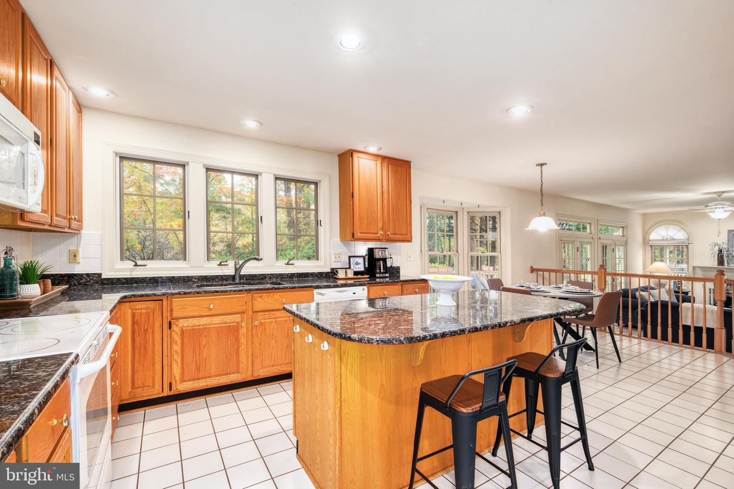 8625 OAK CHASE CIR, FAIRFAX STATION, Virginia 22039, 4 Bedrooms Bedrooms, ,3 BathroomsBathrooms,Residential,For sale,8625 OAK CHASE CIR,VAFX2275080 MLS # VAFX2275080 8625 OAK CHASE CIR, FAIRFAX STATION, Virginia 22039, 4 Bedrooms Bedrooms, ,3 BathroomsBathrooms,Residential,For sale,8625 OAK CHASE CIR,VAFX2275080 MLS # VAFX2275080