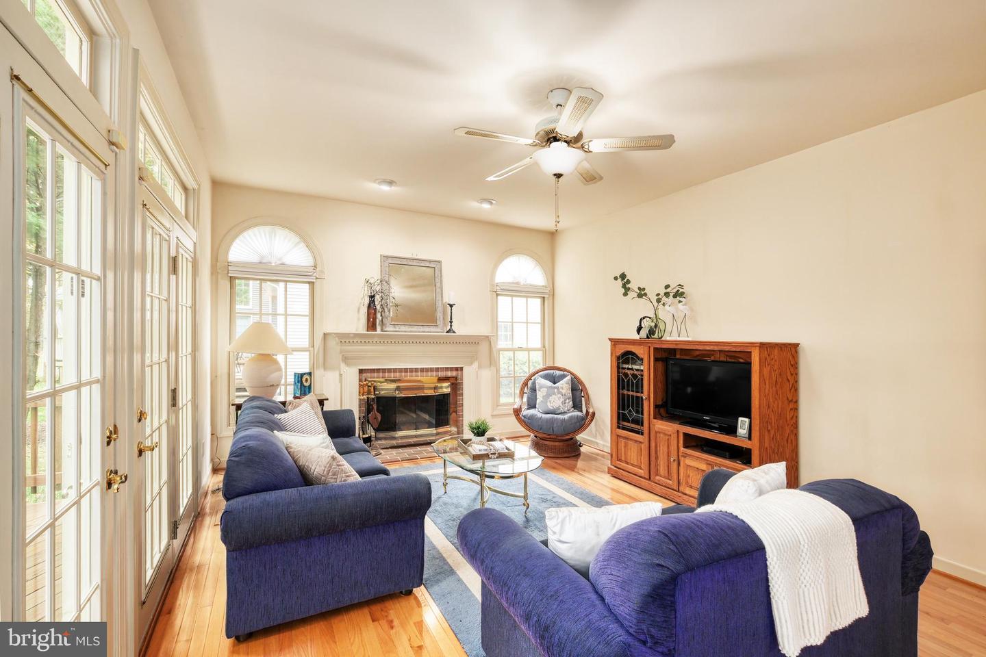 8625 OAK CHASE CIR, FAIRFAX STATION, Virginia 22039, 4 Bedrooms Bedrooms, ,3 BathroomsBathrooms,Residential,For sale,8625 OAK CHASE CIR,VAFX2275080 MLS # VAFX2275080 8625 OAK CHASE CIR, FAIRFAX STATION, Virginia 22039, 4 Bedrooms Bedrooms, ,3 BathroomsBathrooms,Residential,For sale,8625 OAK CHASE CIR,VAFX2275080 MLS # VAFX2275080