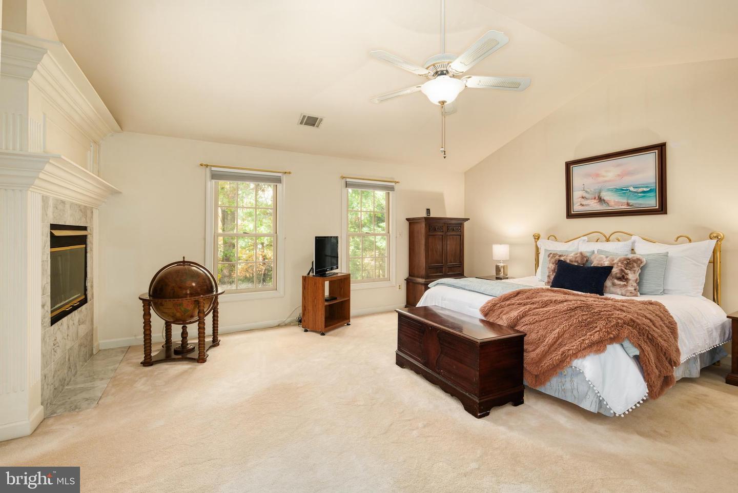 8625 OAK CHASE CIR, FAIRFAX STATION, Virginia 22039, 4 Bedrooms Bedrooms, ,3 BathroomsBathrooms,Residential,For sale,8625 OAK CHASE CIR,VAFX2275080 MLS # VAFX2275080 8625 OAK CHASE CIR, FAIRFAX STATION, Virginia 22039, 4 Bedrooms Bedrooms, ,3 BathroomsBathrooms,Residential,For sale,8625 OAK CHASE CIR,VAFX2275080 MLS # VAFX2275080