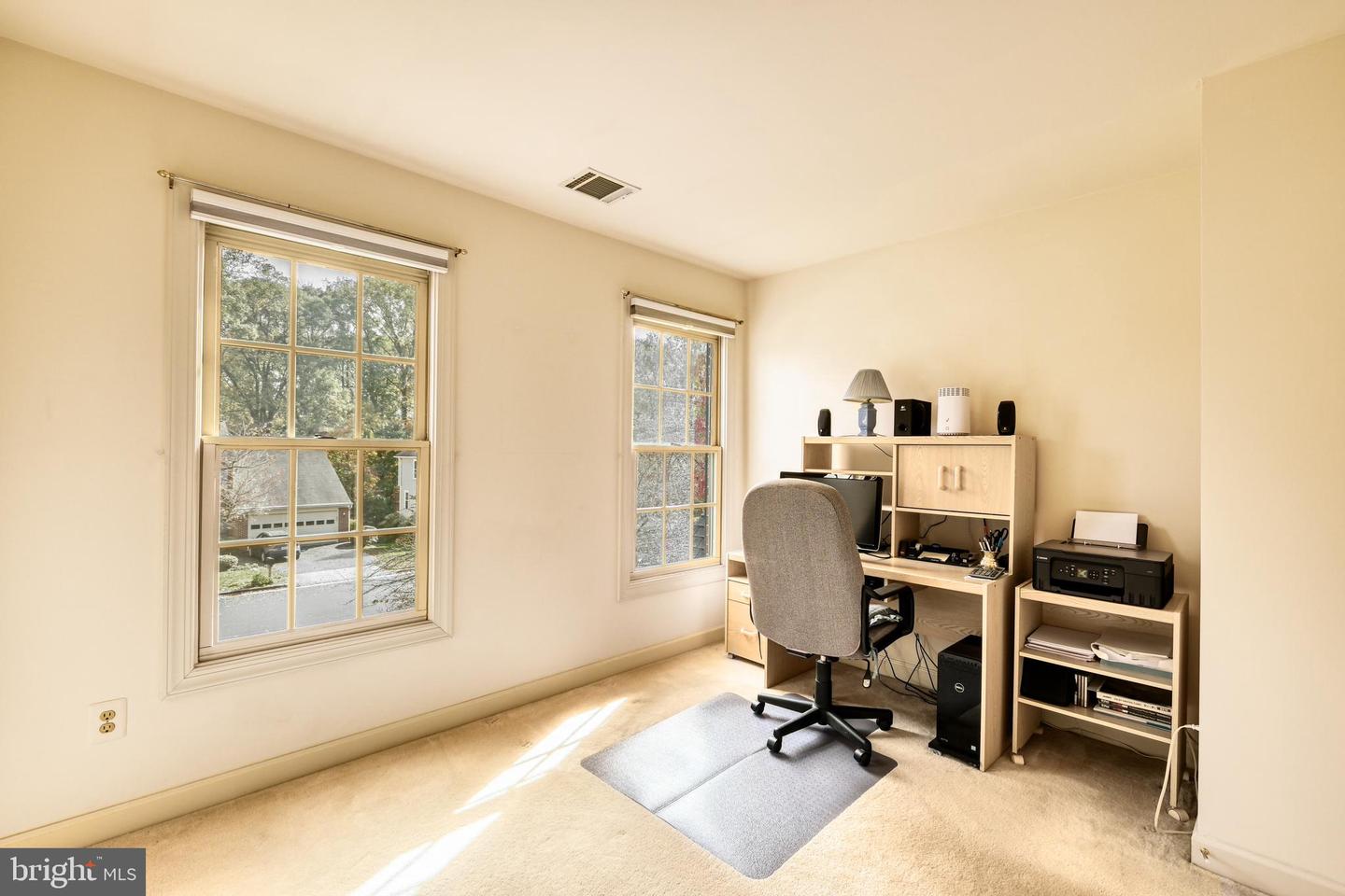 8625 OAK CHASE CIR, FAIRFAX STATION, Virginia 22039, 4 Bedrooms Bedrooms, ,3 BathroomsBathrooms,Residential,For sale,8625 OAK CHASE CIR,VAFX2275080 MLS # VAFX2275080 8625 OAK CHASE CIR, FAIRFAX STATION, Virginia 22039, 4 Bedrooms Bedrooms, ,3 BathroomsBathrooms,Residential,For sale,8625 OAK CHASE CIR,VAFX2275080 MLS # VAFX2275080