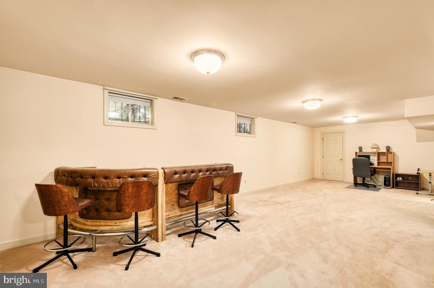 8625 OAK CHASE CIR, FAIRFAX STATION, Virginia 22039, 4 Bedrooms Bedrooms, ,3 BathroomsBathrooms,Residential,For sale,8625 OAK CHASE CIR,VAFX2275080 MLS # VAFX2275080 8625 OAK CHASE CIR, FAIRFAX STATION, Virginia 22039, 4 Bedrooms Bedrooms, ,3 BathroomsBathrooms,Residential,For sale,8625 OAK CHASE CIR,VAFX2275080 MLS # VAFX2275080