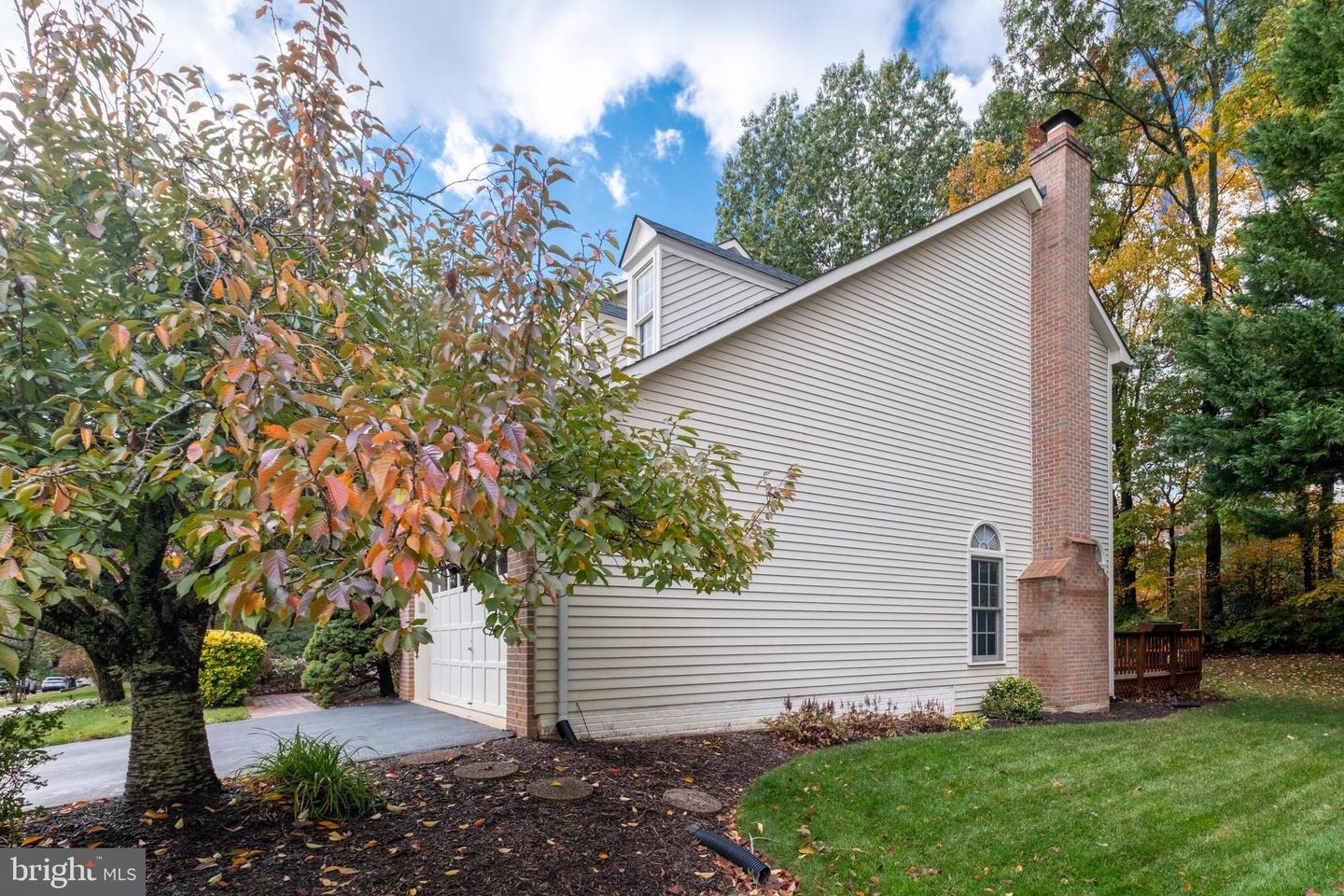 8625 OAK CHASE CIR, FAIRFAX STATION, Virginia 22039, 4 Bedrooms Bedrooms, ,3 BathroomsBathrooms,Residential,For sale,8625 OAK CHASE CIR,VAFX2275080 MLS # VAFX2275080 8625 OAK CHASE CIR, FAIRFAX STATION, Virginia 22039, 4 Bedrooms Bedrooms, ,3 BathroomsBathrooms,Residential,For sale,8625 OAK CHASE CIR,VAFX2275080 MLS # VAFX2275080