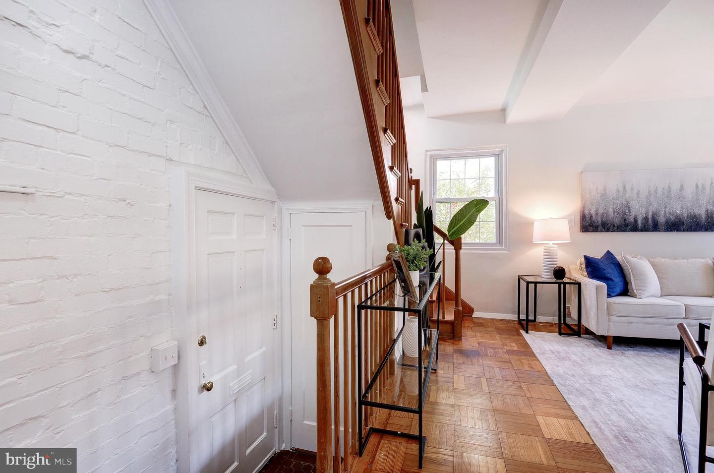 3508 VALLEY DR, ALEXANDRIA, Virginia 22302, 2 Bedrooms Bedrooms, ,1 BathroomBathrooms,Residential,For sale,3508 VALLEY DR,VAAX2051038 MLS # VAAX2051038 3508 VALLEY DR, ALEXANDRIA, Virginia 22302, 2 Bedrooms Bedrooms, ,1 BathroomBathrooms,Residential,For sale,3508 VALLEY DR,VAAX2051038 MLS # VAAX2051038