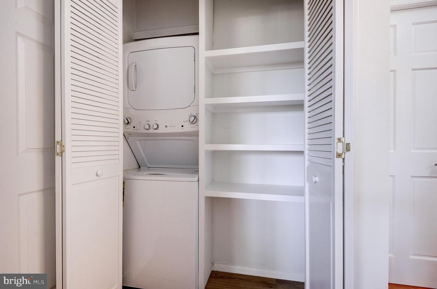 3508 VALLEY DR, ALEXANDRIA, Virginia 22302, 2 Bedrooms Bedrooms, ,1 BathroomBathrooms,Residential,For sale,3508 VALLEY DR,VAAX2051038 MLS # VAAX2051038 3508 VALLEY DR, ALEXANDRIA, Virginia 22302, 2 Bedrooms Bedrooms, ,1 BathroomBathrooms,Residential,For sale,3508 VALLEY DR,VAAX2051038 MLS # VAAX2051038