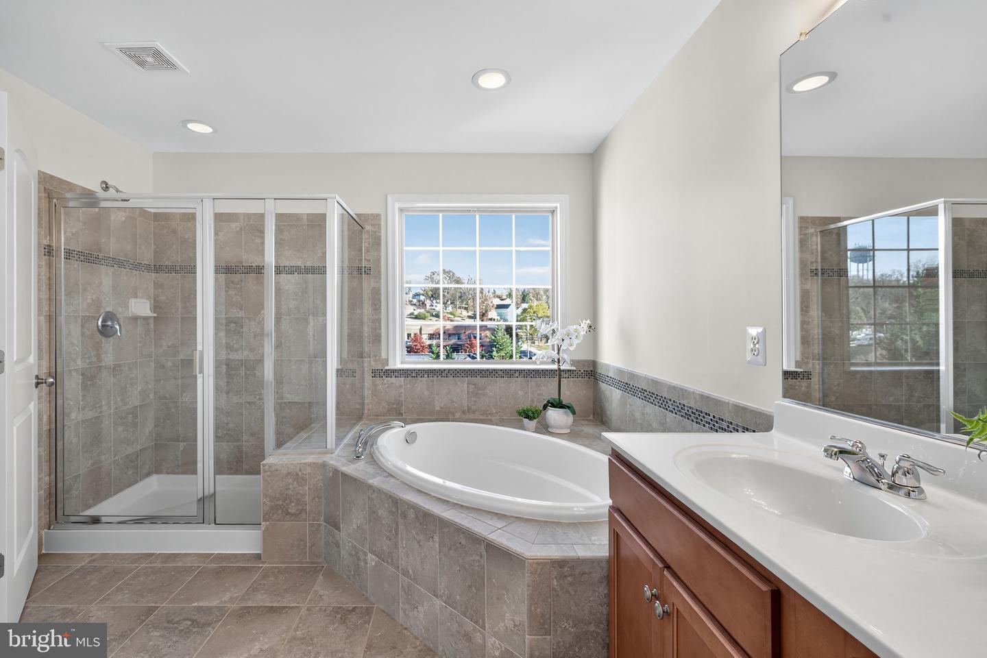 155 ROYAL CT, WARRENTON, Virginia 20186, 4 Bedrooms Bedrooms, 7 Rooms Rooms,3 BathroomsBathrooms,Residential,For sale,155 ROYAL CT,VAFQ2019452 MLS # VAFQ2019452 155 ROYAL CT, WARRENTON, Virginia 20186, 4 Bedrooms Bedrooms, 7 Rooms Rooms,3 BathroomsBathrooms,Residential,For sale,155 ROYAL CT,VAFQ2019452 MLS # VAFQ2019452