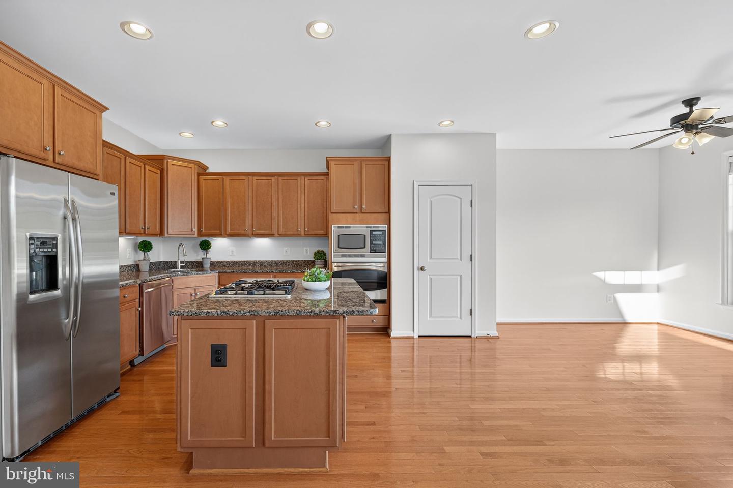 155 ROYAL CT, WARRENTON, Virginia 20186, 4 Bedrooms Bedrooms, 7 Rooms Rooms,3 BathroomsBathrooms,Residential,For sale,155 ROYAL CT,VAFQ2019452 MLS # VAFQ2019452 155 ROYAL CT, WARRENTON, Virginia 20186, 4 Bedrooms Bedrooms, 7 Rooms Rooms,3 BathroomsBathrooms,Residential,For sale,155 ROYAL CT,VAFQ2019452 MLS # VAFQ2019452