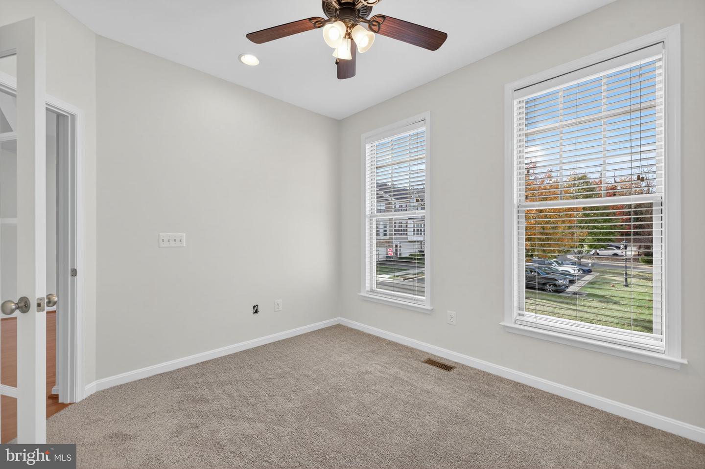 155 ROYAL CT, WARRENTON, Virginia 20186, 4 Bedrooms Bedrooms, 7 Rooms Rooms,3 BathroomsBathrooms,Residential,For sale,155 ROYAL CT,VAFQ2019452 MLS # VAFQ2019452 155 ROYAL CT, WARRENTON, Virginia 20186, 4 Bedrooms Bedrooms, 7 Rooms Rooms,3 BathroomsBathrooms,Residential,For sale,155 ROYAL CT,VAFQ2019452 MLS # VAFQ2019452