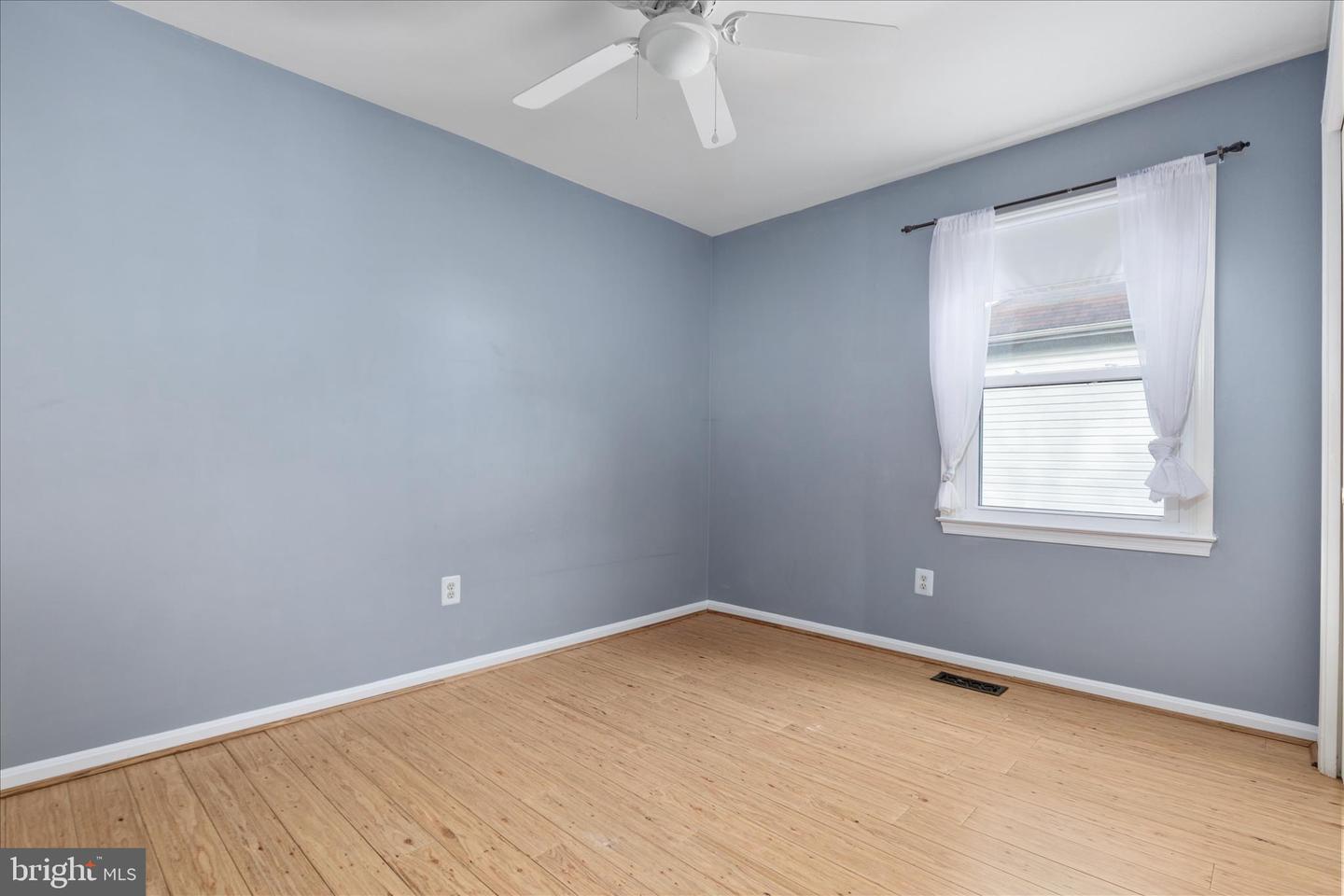 13621 OLD CHATWOOD PL, CHANTILLY, Virginia 20151, 4 Bedrooms Bedrooms, ,3 BathroomsBathrooms,Residential,For sale,13621 OLD CHATWOOD PL,VAFX2275572 MLS # VAFX2275572 13621 OLD CHATWOOD PL, CHANTILLY, Virginia 20151, 4 Bedrooms Bedrooms, ,3 BathroomsBathrooms,Residential,For sale,13621 OLD CHATWOOD PL,VAFX2275572 MLS # VAFX2275572