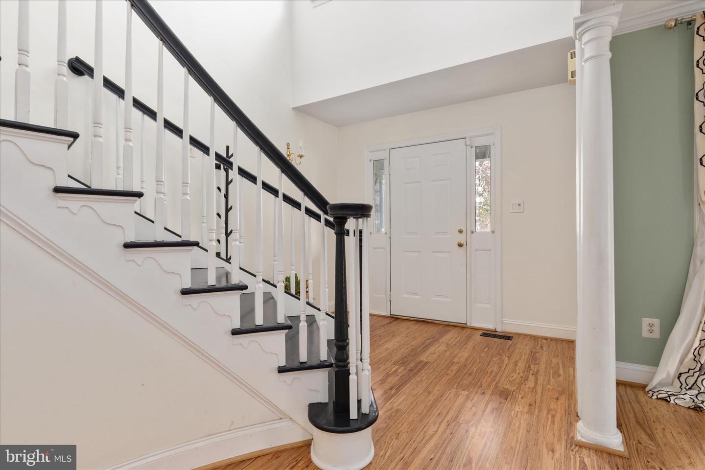 13621 OLD CHATWOOD PL, CHANTILLY, Virginia 20151, 4 Bedrooms Bedrooms, ,3 BathroomsBathrooms,Residential,For sale,13621 OLD CHATWOOD PL,VAFX2275572 MLS # VAFX2275572 13621 OLD CHATWOOD PL, CHANTILLY, Virginia 20151, 4 Bedrooms Bedrooms, ,3 BathroomsBathrooms,Residential,For sale,13621 OLD CHATWOOD PL,VAFX2275572 MLS # VAFX2275572