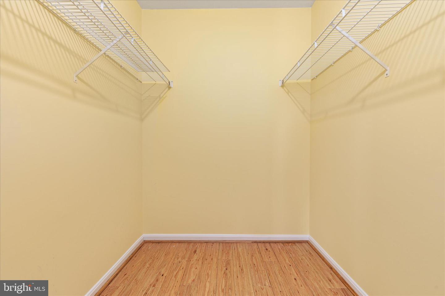 13621 OLD CHATWOOD PL, CHANTILLY, Virginia 20151, 4 Bedrooms Bedrooms, ,3 BathroomsBathrooms,Residential,For sale,13621 OLD CHATWOOD PL,VAFX2275572 MLS # VAFX2275572 13621 OLD CHATWOOD PL, CHANTILLY, Virginia 20151, 4 Bedrooms Bedrooms, ,3 BathroomsBathrooms,Residential,For sale,13621 OLD CHATWOOD PL,VAFX2275572 MLS # VAFX2275572