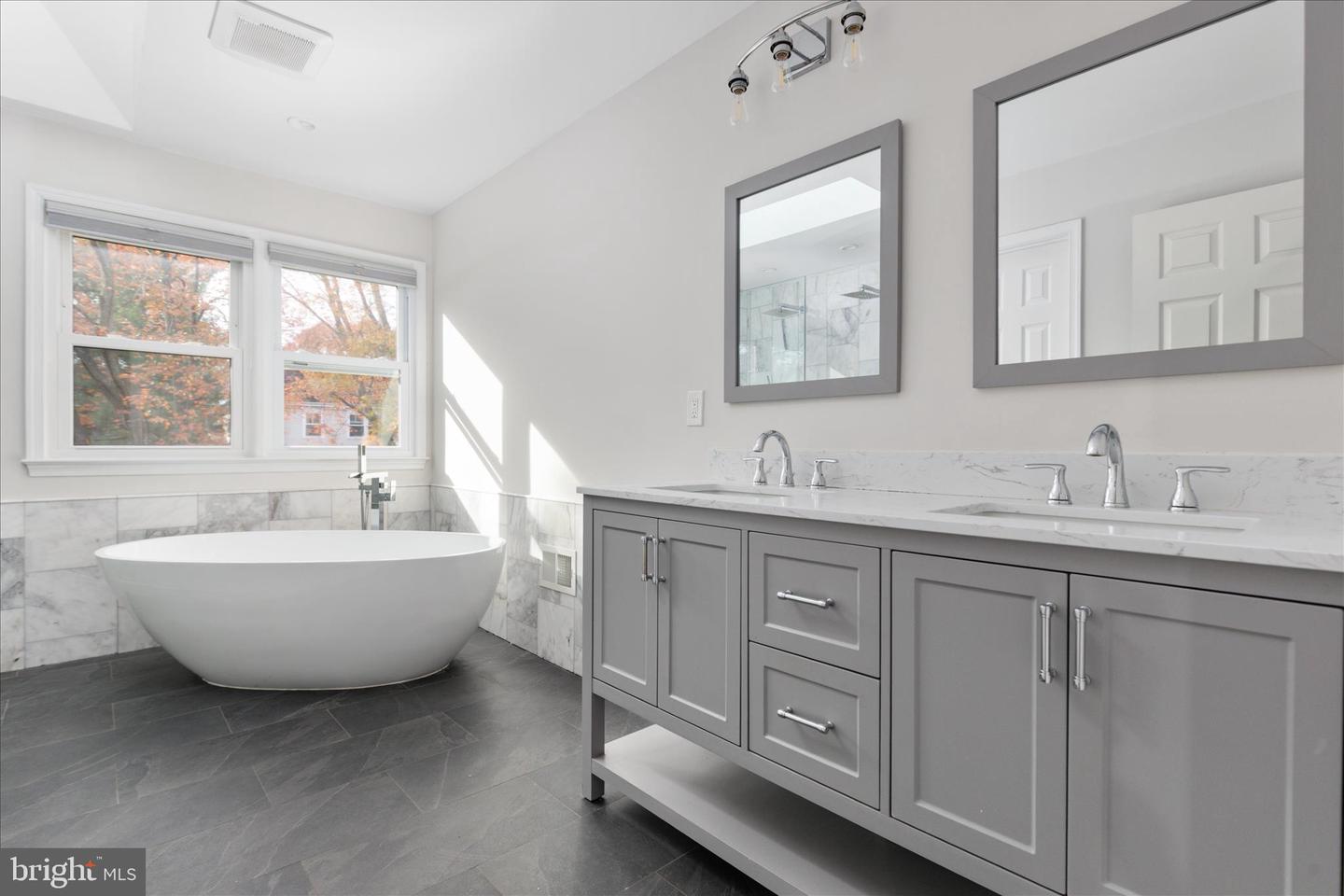 13621 OLD CHATWOOD PL, CHANTILLY, Virginia 20151, 4 Bedrooms Bedrooms, ,3 BathroomsBathrooms,Residential,For sale,13621 OLD CHATWOOD PL,VAFX2275572 MLS # VAFX2275572 13621 OLD CHATWOOD PL, CHANTILLY, Virginia 20151, 4 Bedrooms Bedrooms, ,3 BathroomsBathrooms,Residential,For sale,13621 OLD CHATWOOD PL,VAFX2275572 MLS # VAFX2275572